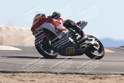 media/Oct-30-2025-Racers Edge (Thu) [[dabbdaf680]]/3-B Group/Session 4 Turn 9/